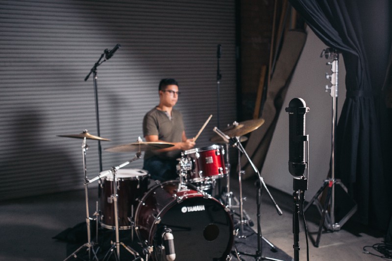Blumlein-Spaced-R88-Drums-FOK