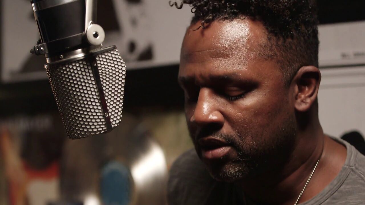 David Ryan Harris performs ‘Us’ artist portrait