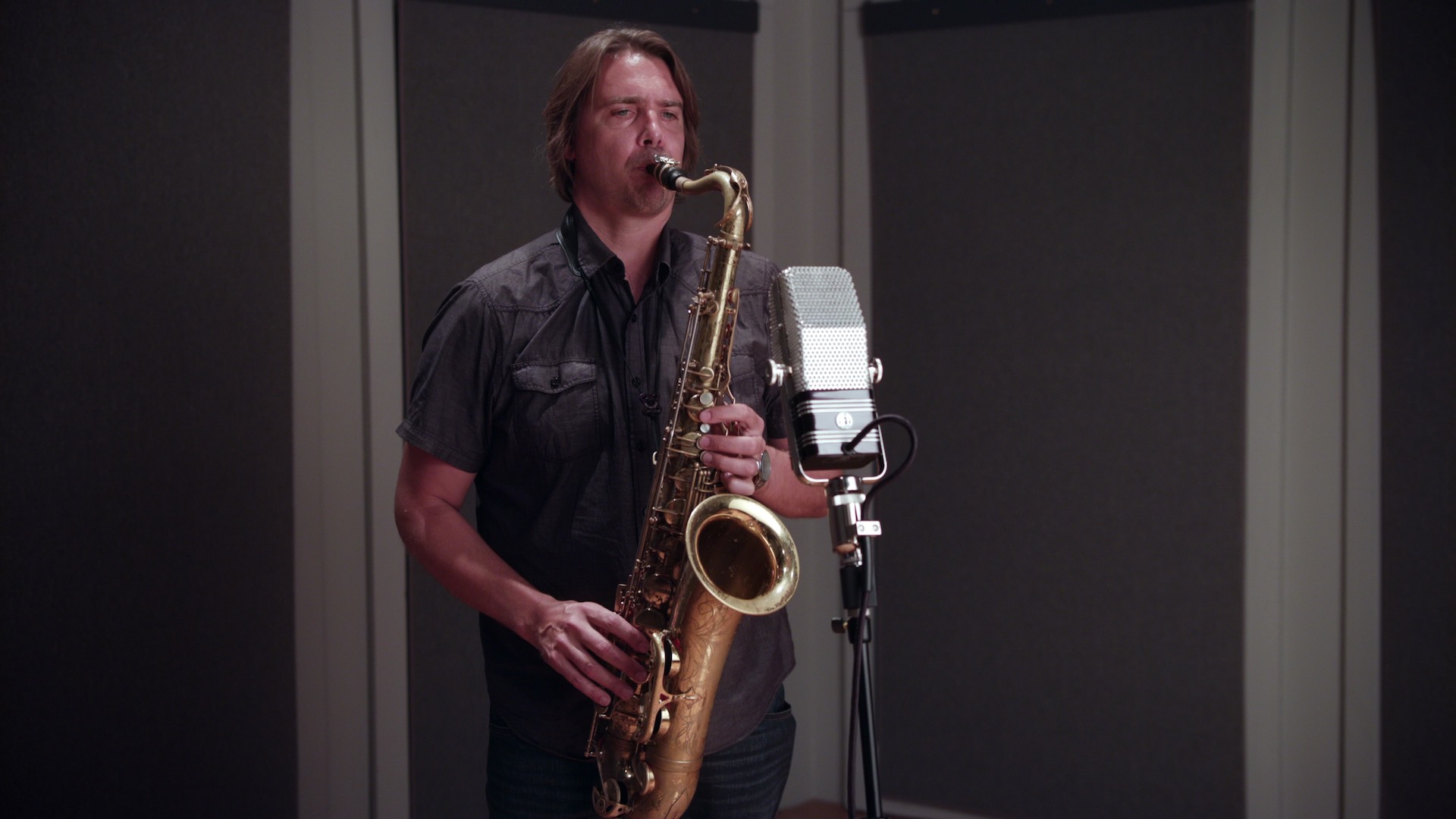 Hero-R44-Saxophone
