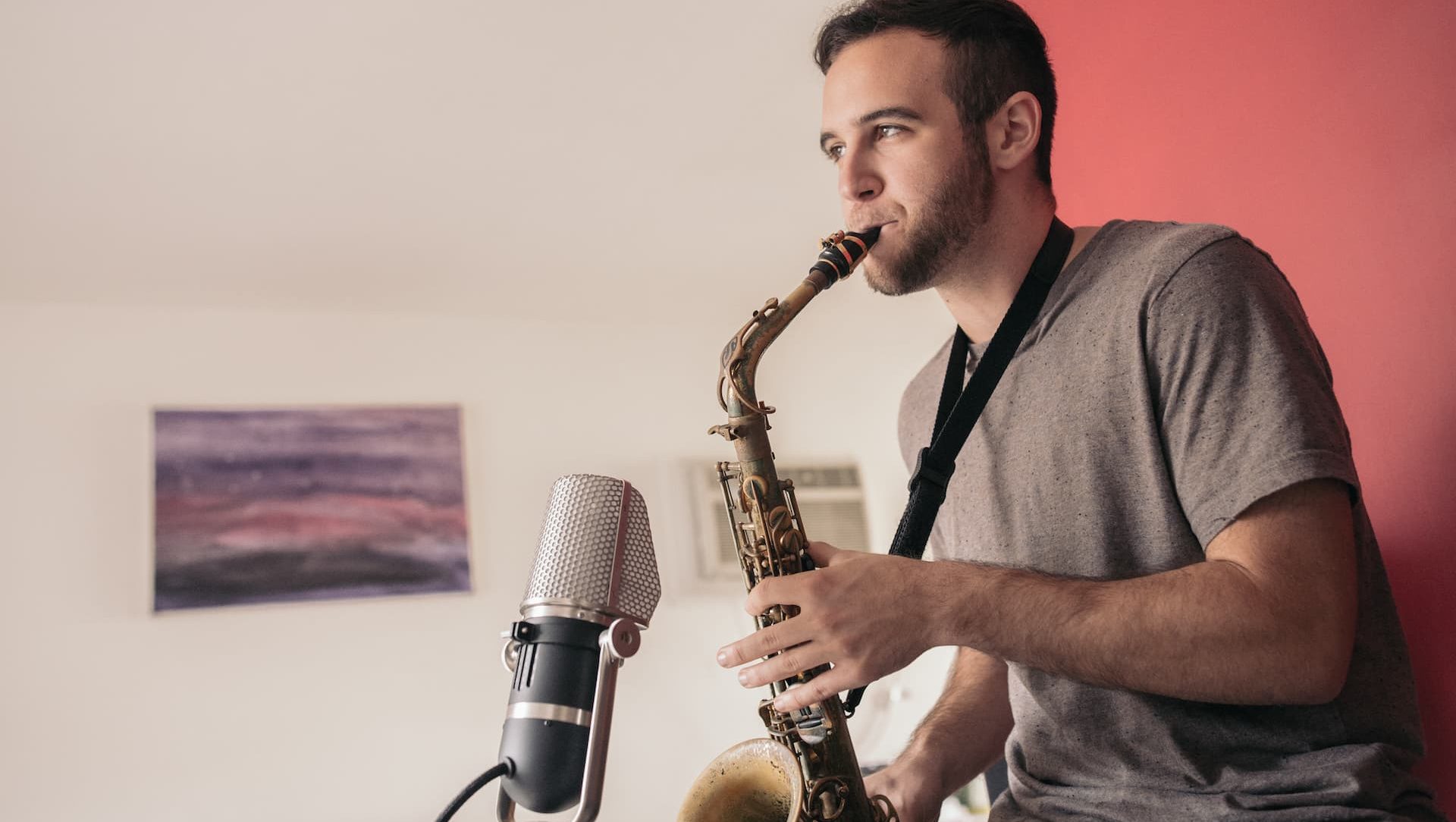 AEA’s KU4: Myth, Cow Hair, and a Supercardioid Legend artist portrait
