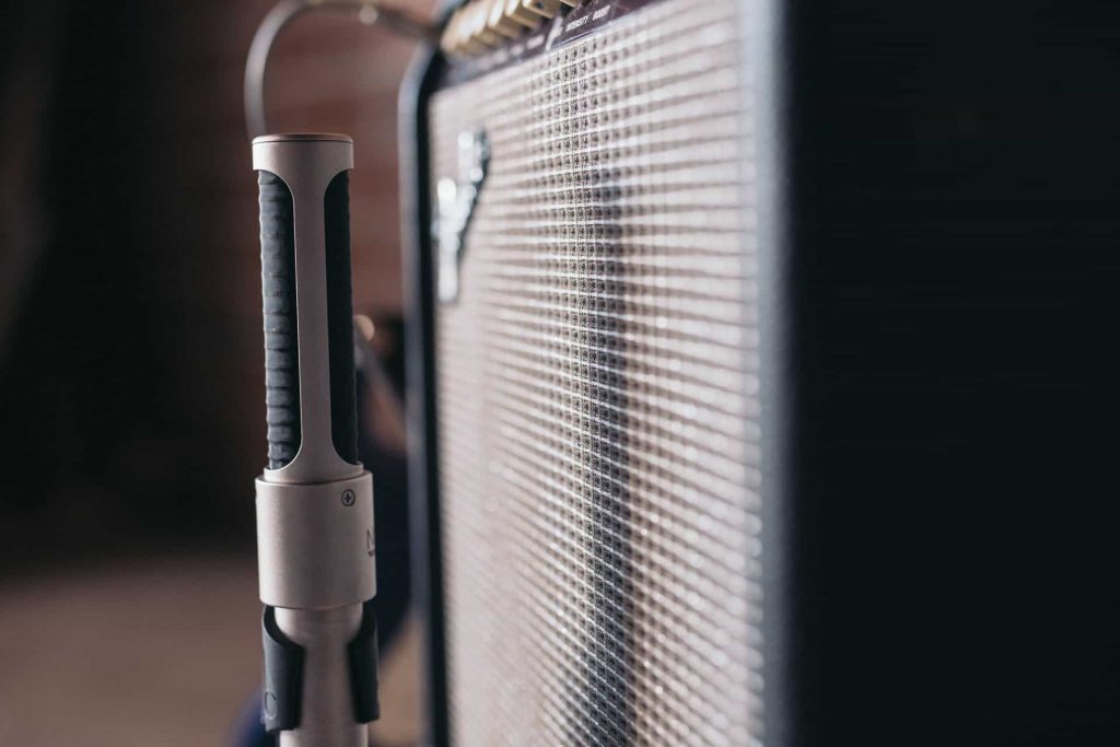 N22-Electric-Guitar-Close