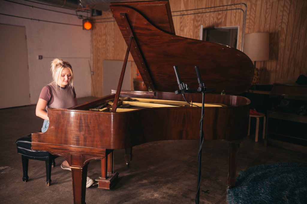 N8-Grand-Piano-ORTF