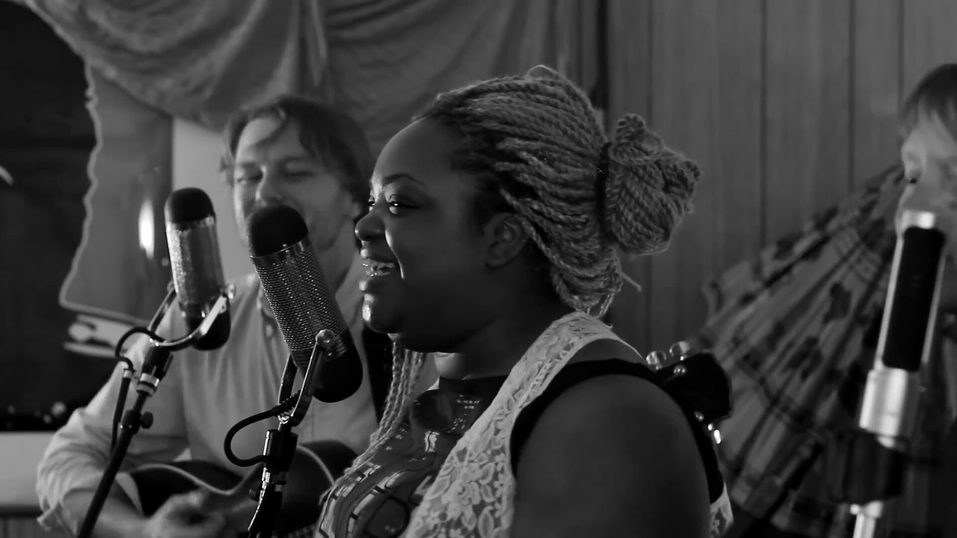 The California Honeydrops perform ‘Night Time is the Right Time’ artist portrait