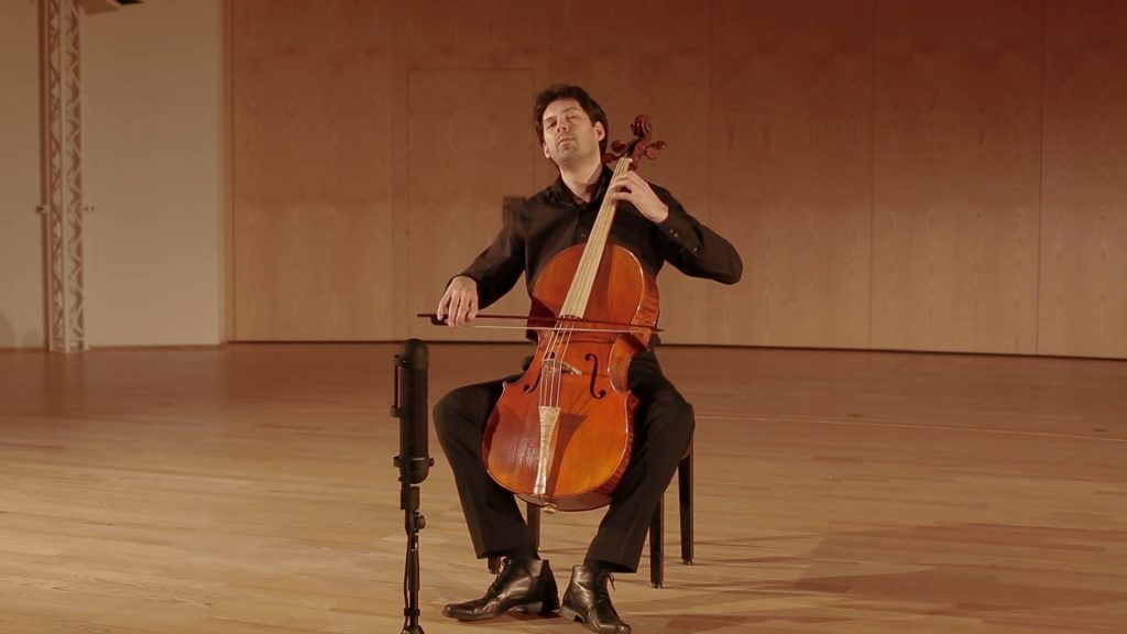Hero-Cello-Bach