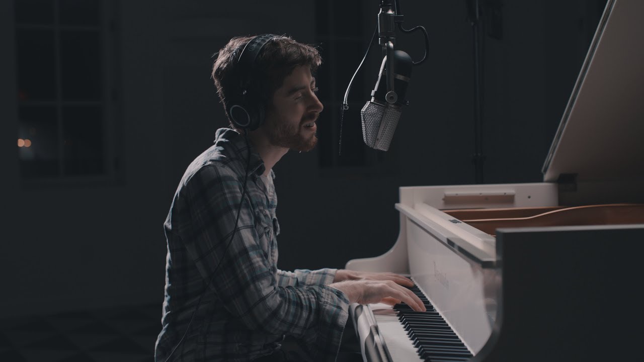 Jake Sherman Performs “We All Do” artist portrait